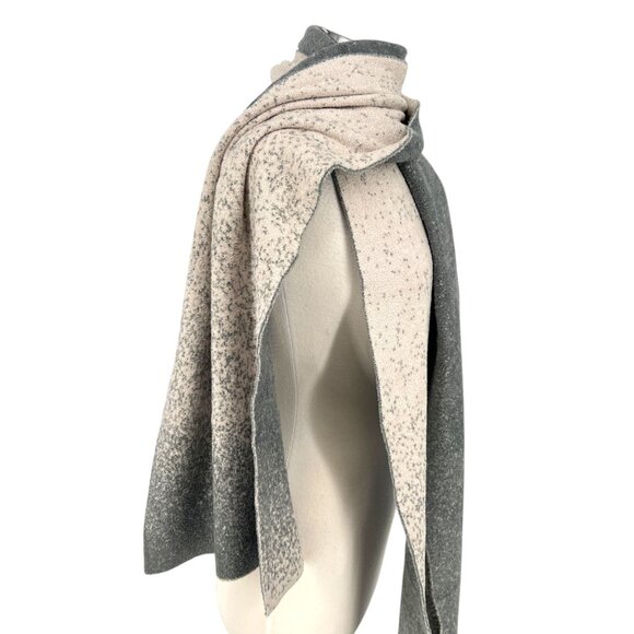 Barefoot Dreams CozyChic Lite Confetti Scarf Smokey Green Fog Gray NWT - Picture 5 of 8